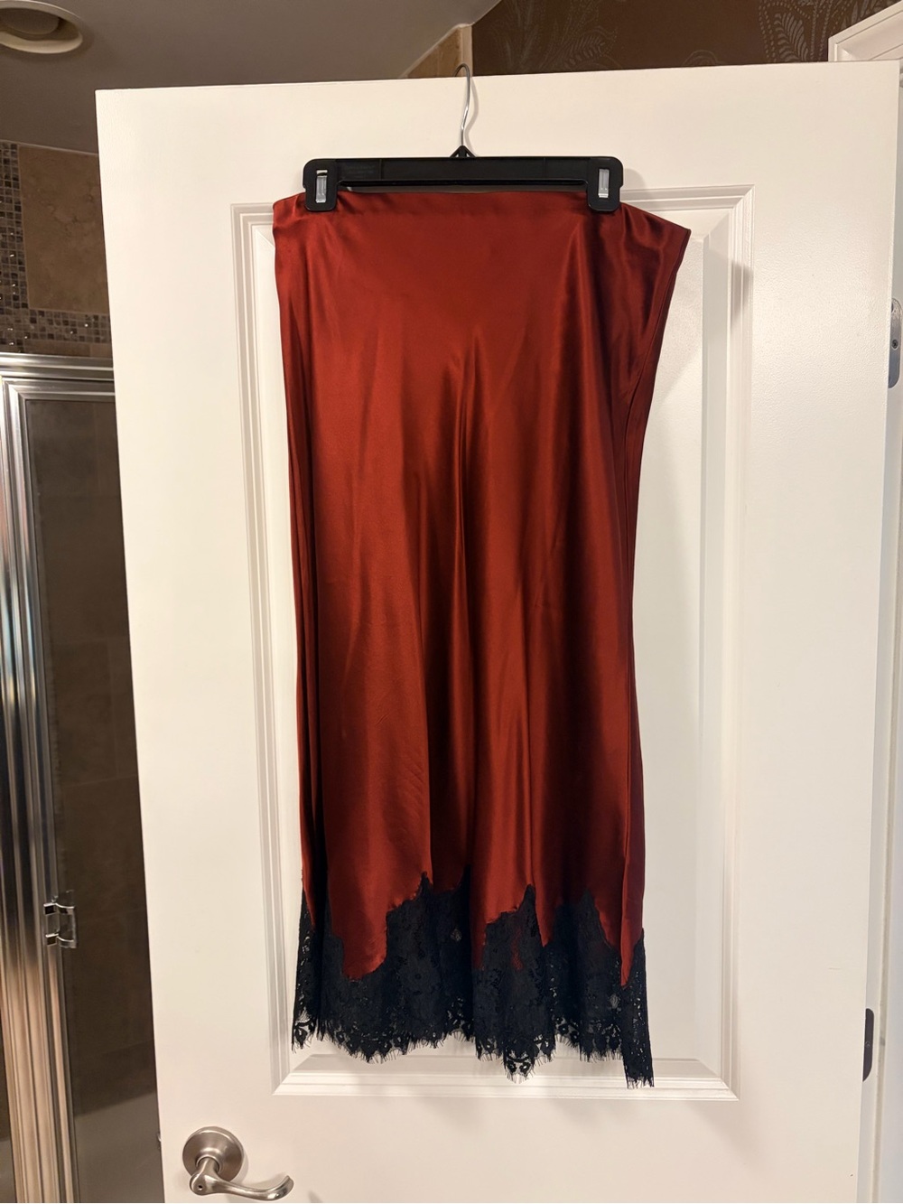 Reformation Carolina Silk Skirt - Burgundy/Black Size L - Picture 2 of 7